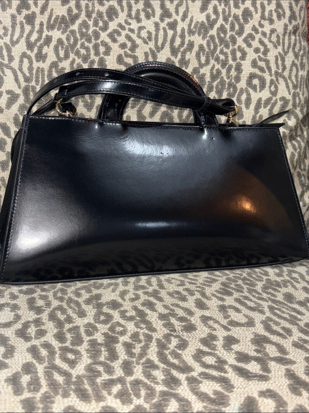 Claudia Firenze purse black leather top handle shoulder bag dramatic chain front - Picture 6 of 16